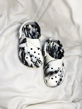 CROCS Kids Black & White Marble Slip-On Clogs